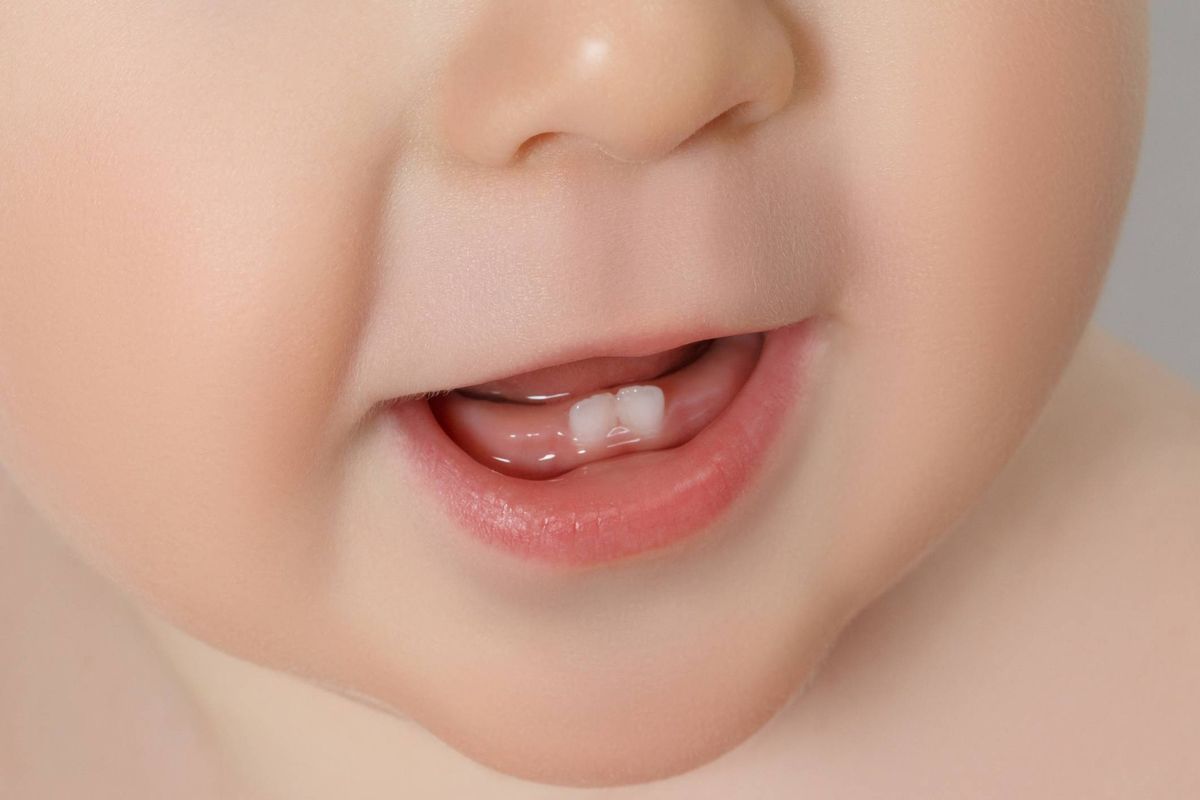 Режутся зубы у ребенка